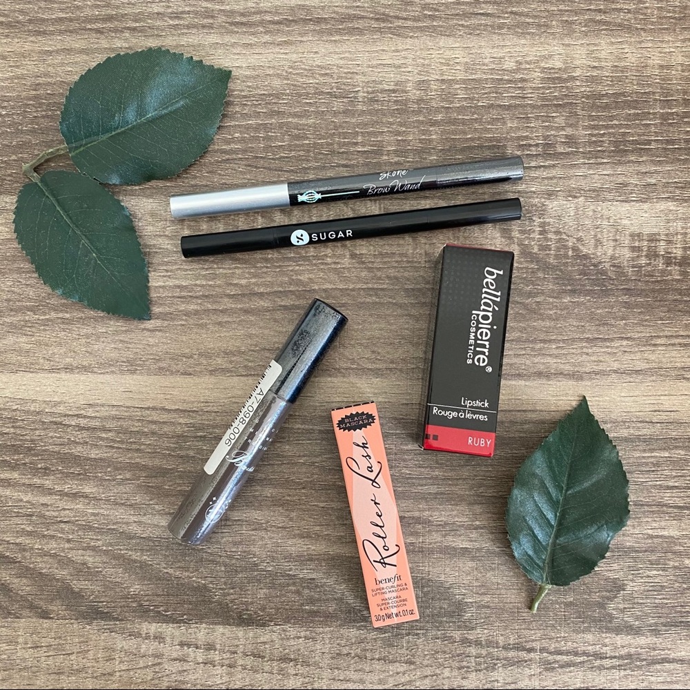 Makeup bundle